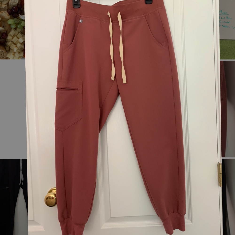 Figs Zamora Scrub Joggers